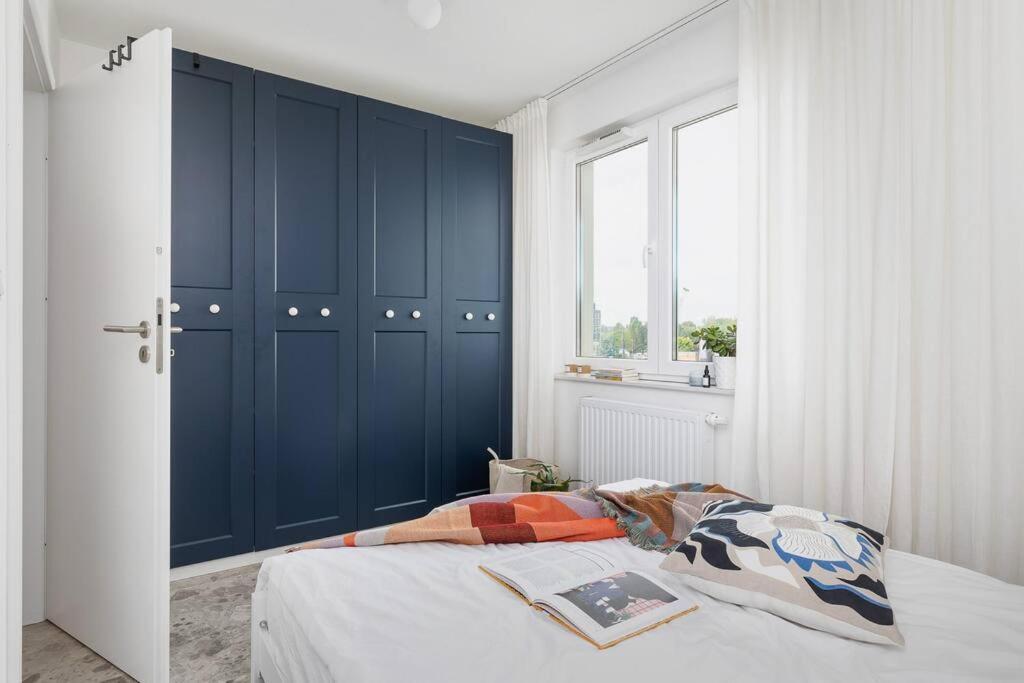 Apartment With Balcony, Private Parking - Bagry Lake - Goszczynskiego 1 クラクフ エクステリア 写真
