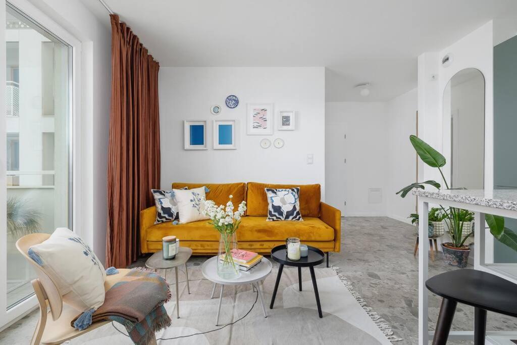Apartment With Balcony, Private Parking - Bagry Lake - Goszczynskiego 1 クラクフ エクステリア 写真